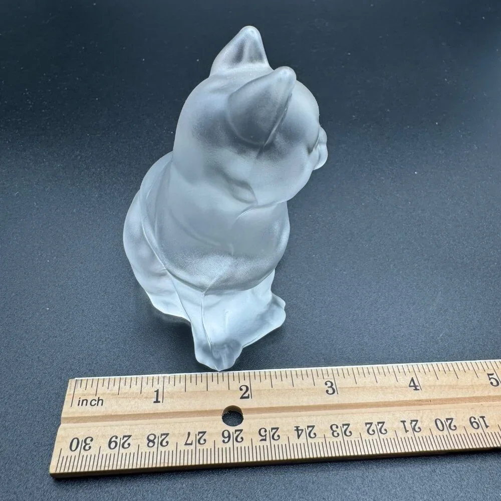 Sitting Cat Kitten Clear Frosted Art Glass Figurine Paperweight